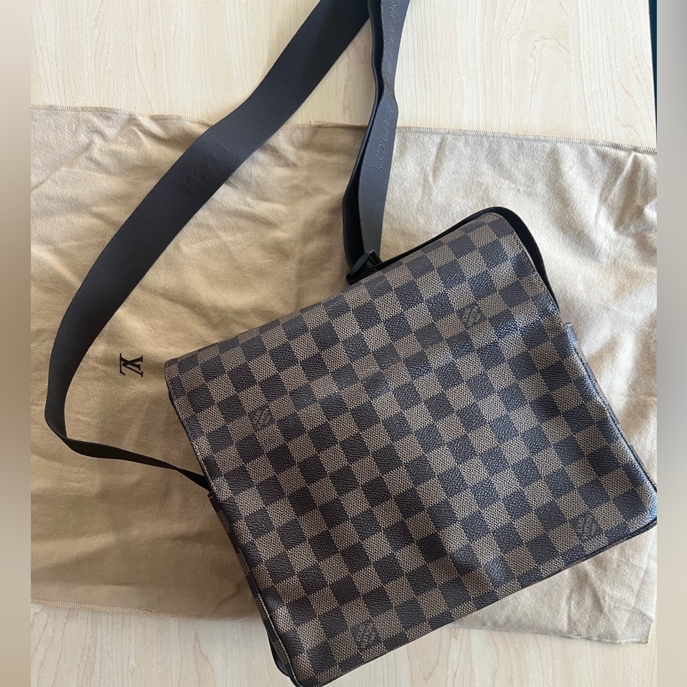 Authentic LV Naviglio cross body bag